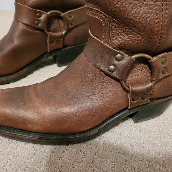 Frye Harness Boot - Gold - Women's Size 9 - Picture 7 of 16